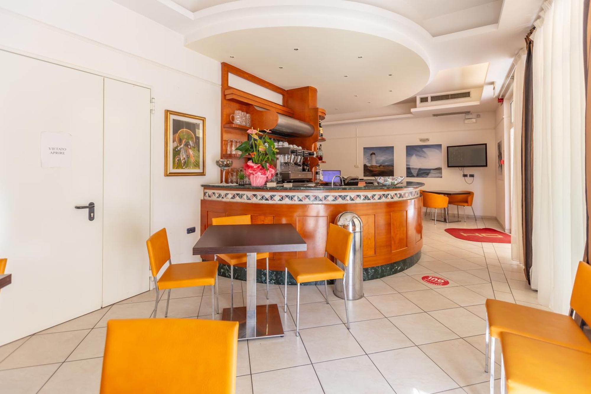 Hotel Globus 리미니 외부 사진